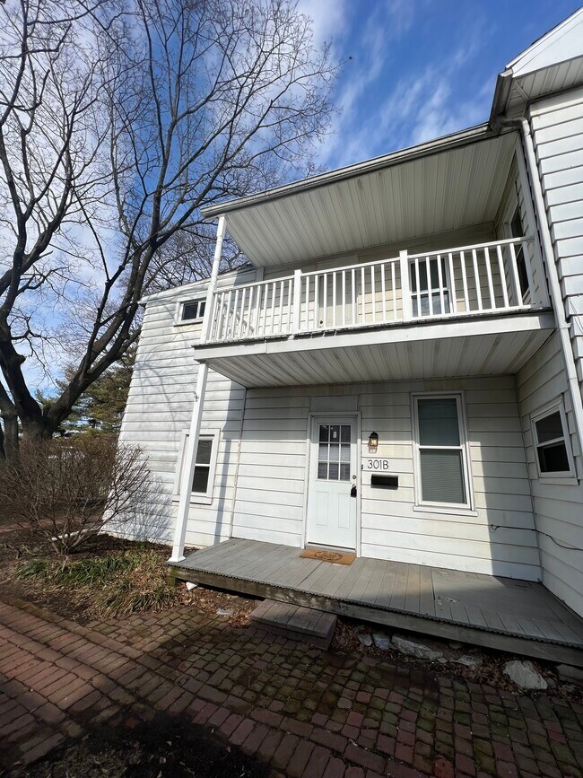 Unavailable Property at 301 N Market St in Mechanicsburg, PA Listing