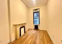 130 E 29th St, Unit 1 in New York, NY - Building Photo - Building Photo