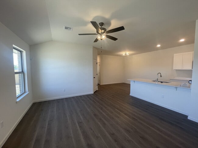 200 NW 122nd St in Oklahoma City, OK - Foto de edificio - Building Photo