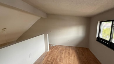 1260 E 113th Ave in Tampa, FL - Building Photo - Building Photo