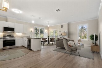 244 Main St-Unit -104 in Millis-Clicquot, MA - Building Photo - Building Photo