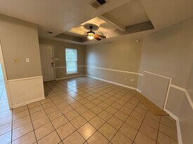 1950-52 Helm Dr in Baton Rouge, LA - Building Photo