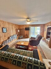 156 Barker Pond Rd in Sebago, ME - Foto de edificio - Building Photo