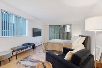 1855 W 2nd Ave in Vancouver, BC - Building Photo - Building Photo