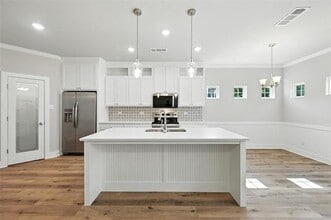 112 Market St in Lake Dallas, TX - Building Photo - Building Photo