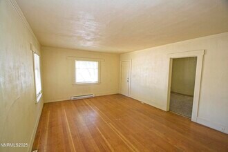 531 12th St in Sparks, NV - Building Photo - Building Photo