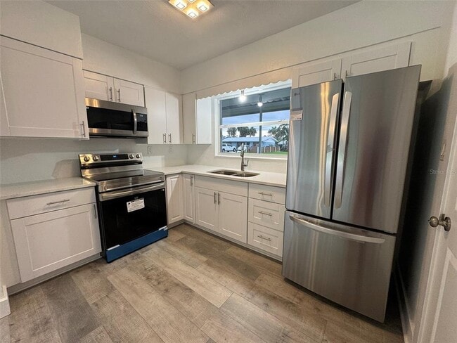 116 Myakka Dr in Venice, FL - Building Photo - Building Photo