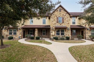 2903 Old Ironsides Dr in College Station, TX - Building Photo