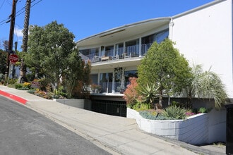 2849 Waverly Dr in Los Angeles, CA - Building Photo - Building Photo