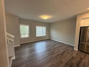 332 Harvest Hills Common NE in Calgary, AB - Building Photo - Building Photo