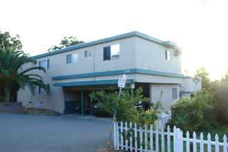 1440 Oakland Blvd in Walnut Creek, CA - Building Photo - Building Photo