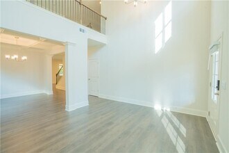 5240 Loring St in Cumming, GA - Building Photo - Building Photo