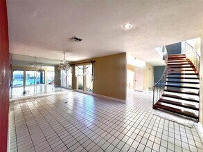 2002 Tucumcari Dr in Houston, TX - Building Photo - Building Photo