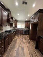 1108 Nord Ave in Bakersfield, CA - Building Photo - Building Photo