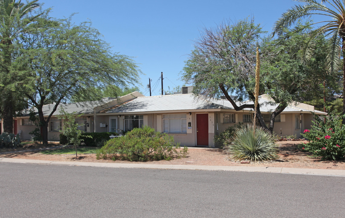 3636 E Verde Ln in Phoenix, AZ - Building Photo