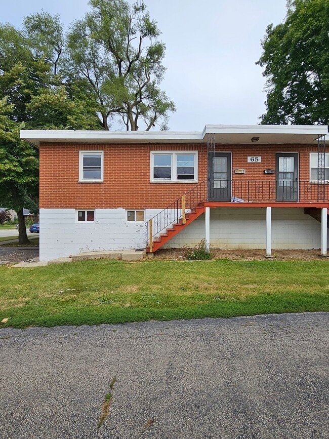 property at 65 N Aldine St