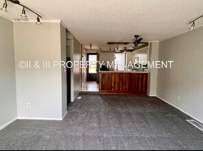 8108 Monrovia St in Lenexa, KS - Building Photo - Building Photo