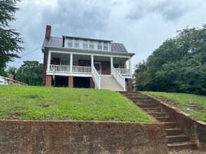65 E Court St in Rocky Mount, VA - Building Photo - Building Photo