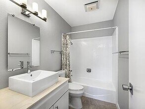 2696 S Sierra Madre in Palm Springs, CA - Building Photo - Building Photo