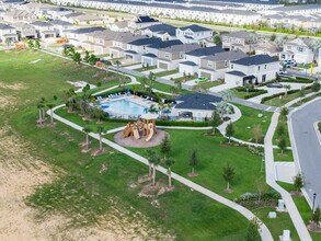 757 Stoney Pointe Cir in Davenport, FL - Building Photo - Building Photo