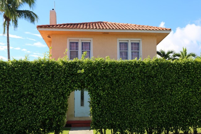 414 Nottingham Blvd in West Palm Beach, FL - Building Photo - Building Photo