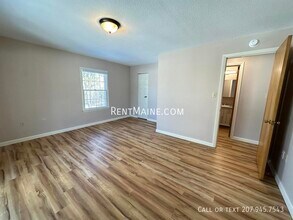 50 Longrale Park in Bangor, ME - Building Photo - Building Photo