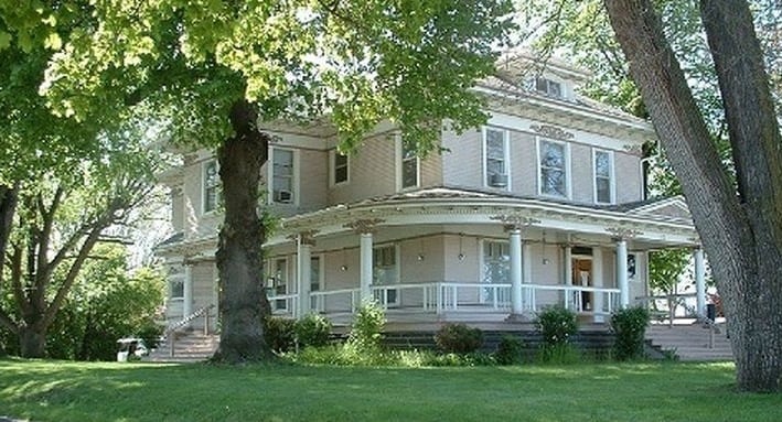 Violette Apartments in Walla Walla, WA - Building Photo