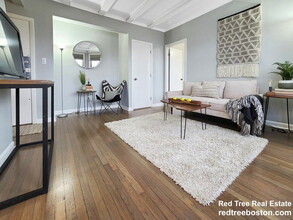26 Commonwealth Terrace in Boston, MA - Building Photo - Building Photo