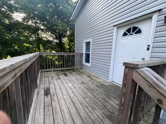 property at 4703 Wildwood Rd