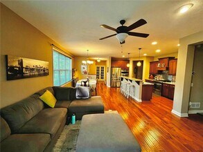 18101 62nd Pl N in Maple Grove, MN - Building Photo - Building Photo