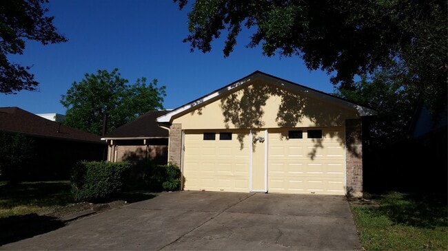 property at 10927 Wilkenburg Dr