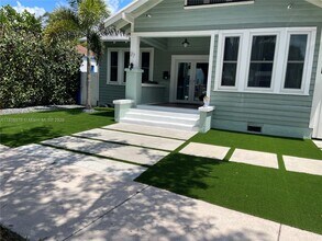 27 NE 49th St in Miami, FL - Building Photo - Building Photo