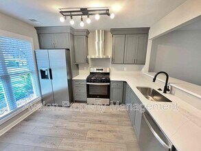 3573 Kennesaw Station Dr in Kennesaw, GA - Building Photo - Building Photo