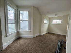 3929 Vinceton St in Pittsburgh, PA - Building Photo - Building Photo