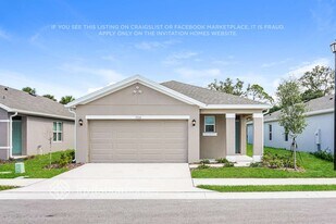 7968 Majestic Palms Ct in Venice, FL - Building Photo