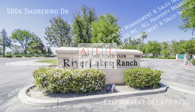 5004 Shorebird Dr in Bakersfield, CA - Foto de edificio - Building Photo