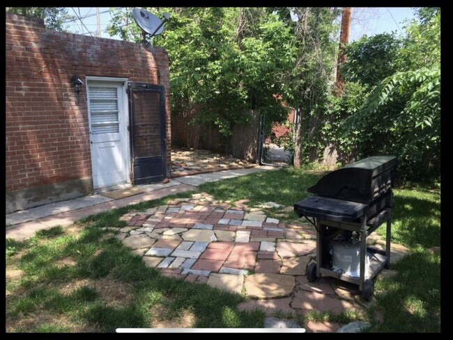 property at 3222 Bryant St