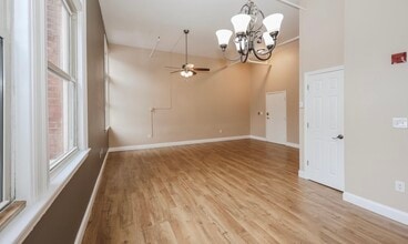 15 Mount Saint Marys Way, Unit 112 in Hooksett, NH - Building Photo - Building Photo