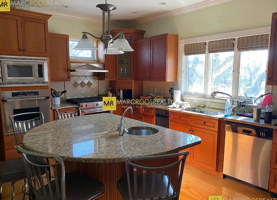 6 Saint Paul St, Unit 2 in Cambridge, MA - Building Photo