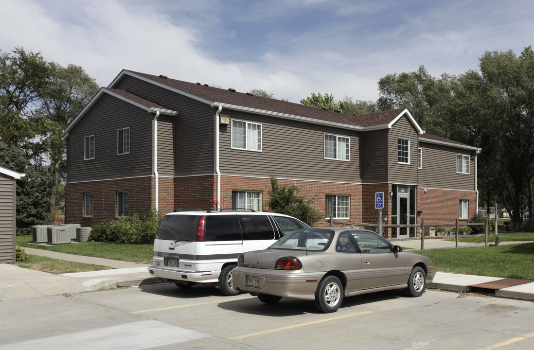 Cedar Hollow Apartments in Waterloo, NE - Foto de edificio