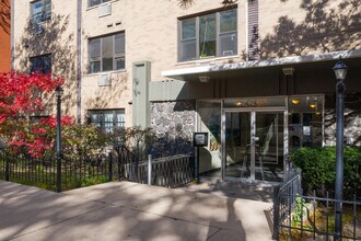 424 W. Oakdale in Chicago, IL - Foto de edificio - Building Photo