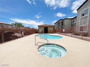 6160 Rumrill St, Unit 241 in Las Vegas, NV - Building Photo - Building Photo