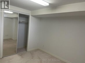 80 Futura Ave. in Richmond Hill, ON - Building Photo - Building Photo