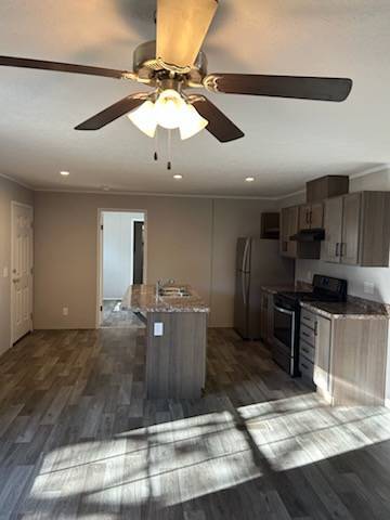 2701 Van Wert Rd in Albion, MI - Building Photo