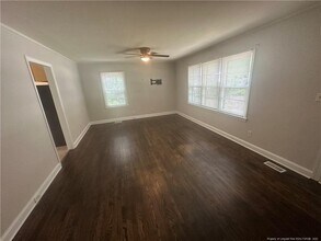 116 Hunter Cir in Fayetteville, NC - Building Photo - Building Photo