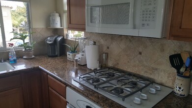 191 S Elm St in Arroyo Grande, CA - Building Photo - Building Photo