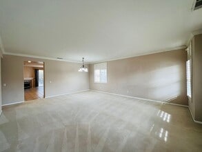 13278 Luna Rd in Victorville, CA - Building Photo - Building Photo