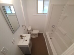 222 Walter St in Pittsburgh, PA - Building Photo - Building Photo