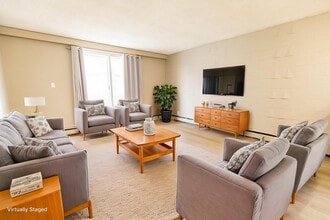 Beltline Apartments off 17th in Calgary, AB - Building Photo - Building Photo