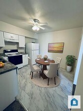 33 University Dr in Colorado Springs, CO - Foto de edificio - Building Photo